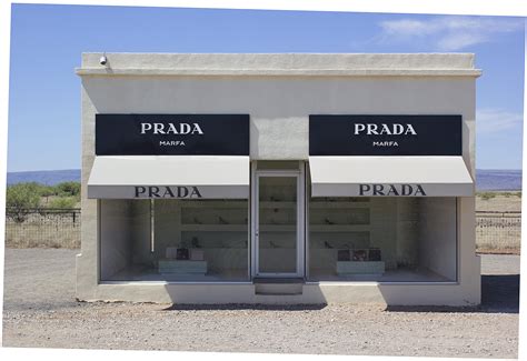 prada in middle of desert|prada marfa sign.